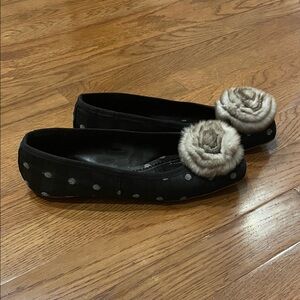 Black Flats with Gray Polka Dots with Faux Fur Flower Pom
